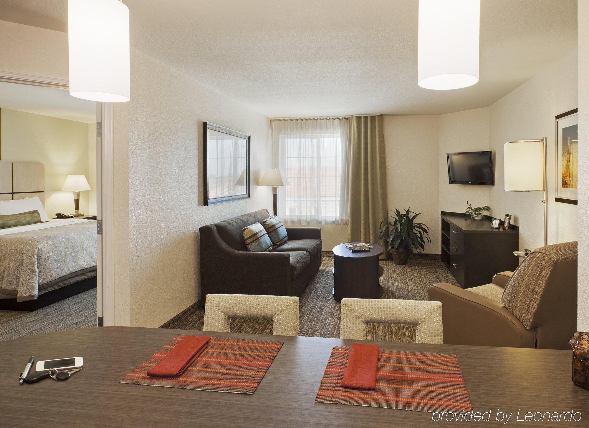 Candlewood Suites Mishawaka By Ihg Exterior photo