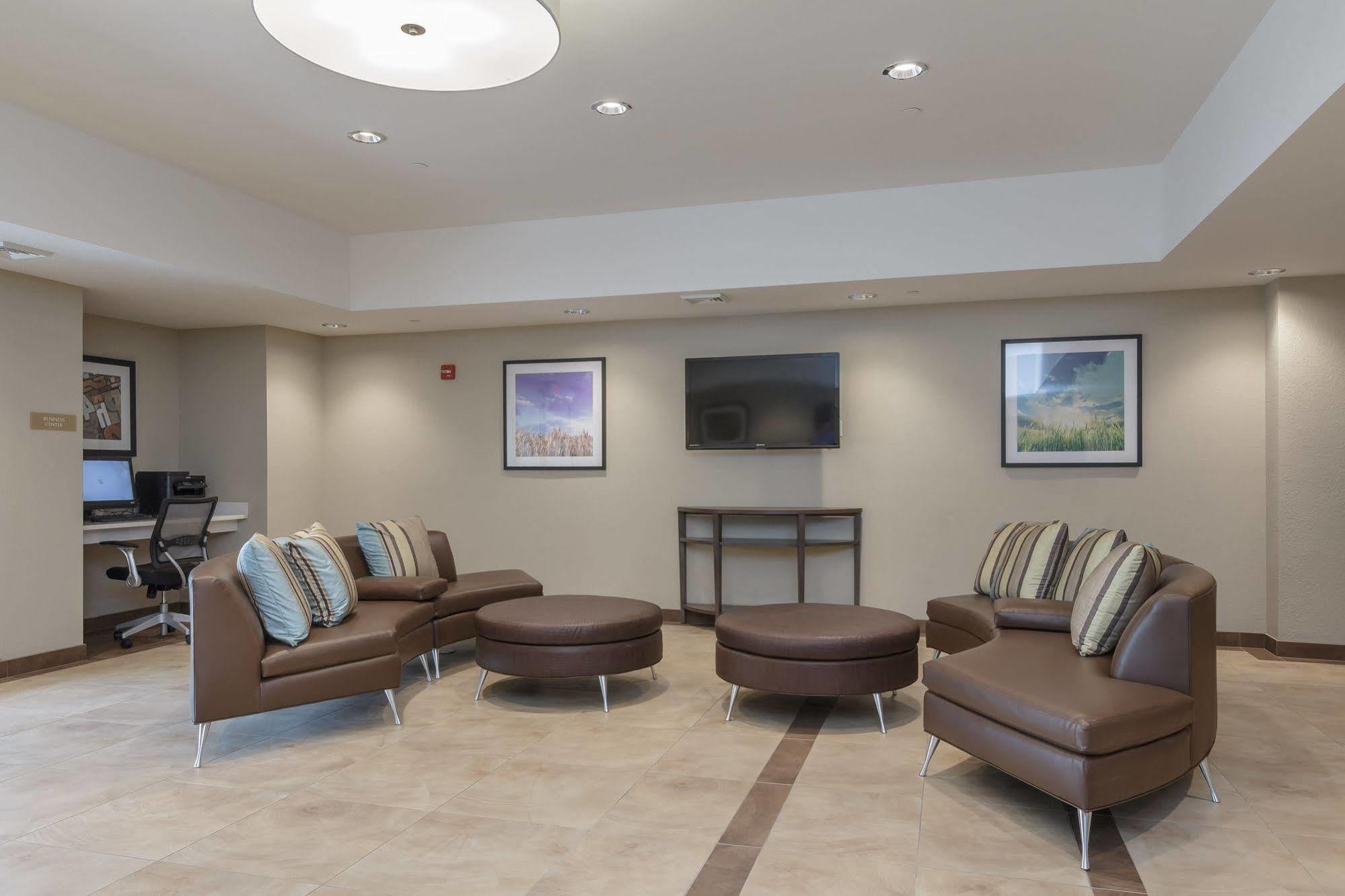 Candlewood Suites Mishawaka By Ihg Exterior photo